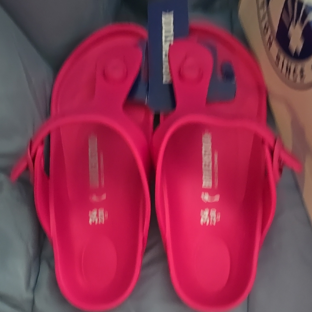 Birkenstock Kids Hot Pink Sandals - Picture 3 of 3